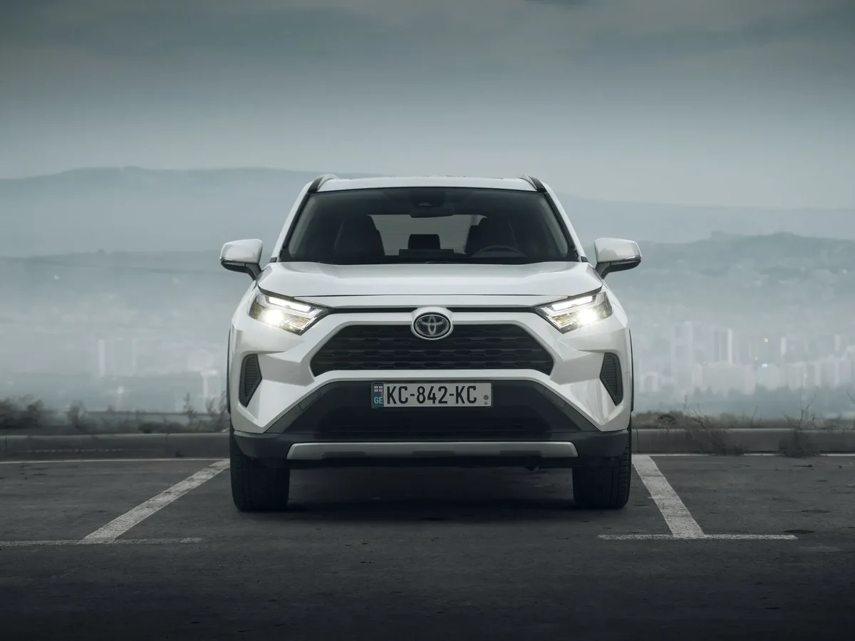 TOYOTA RAV4 3
