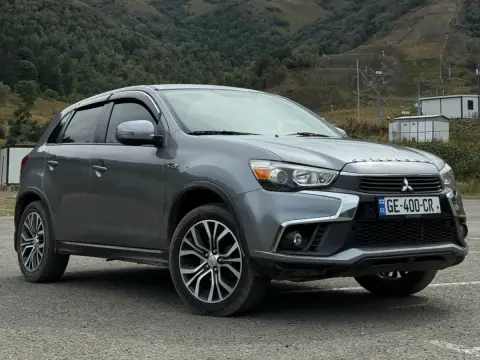 MITSUBISHI Outlander Sport