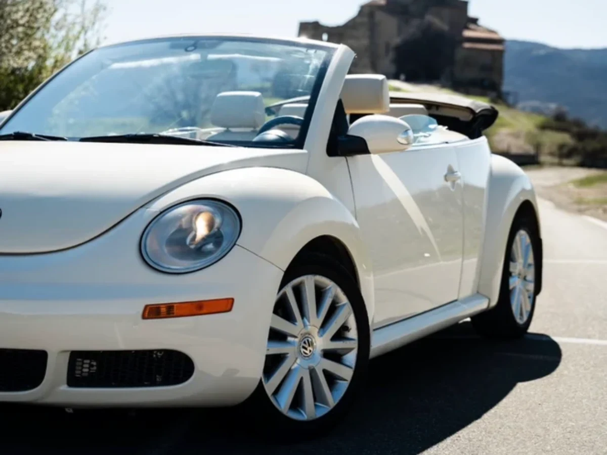 VOLKSWAGEN Beetle 5