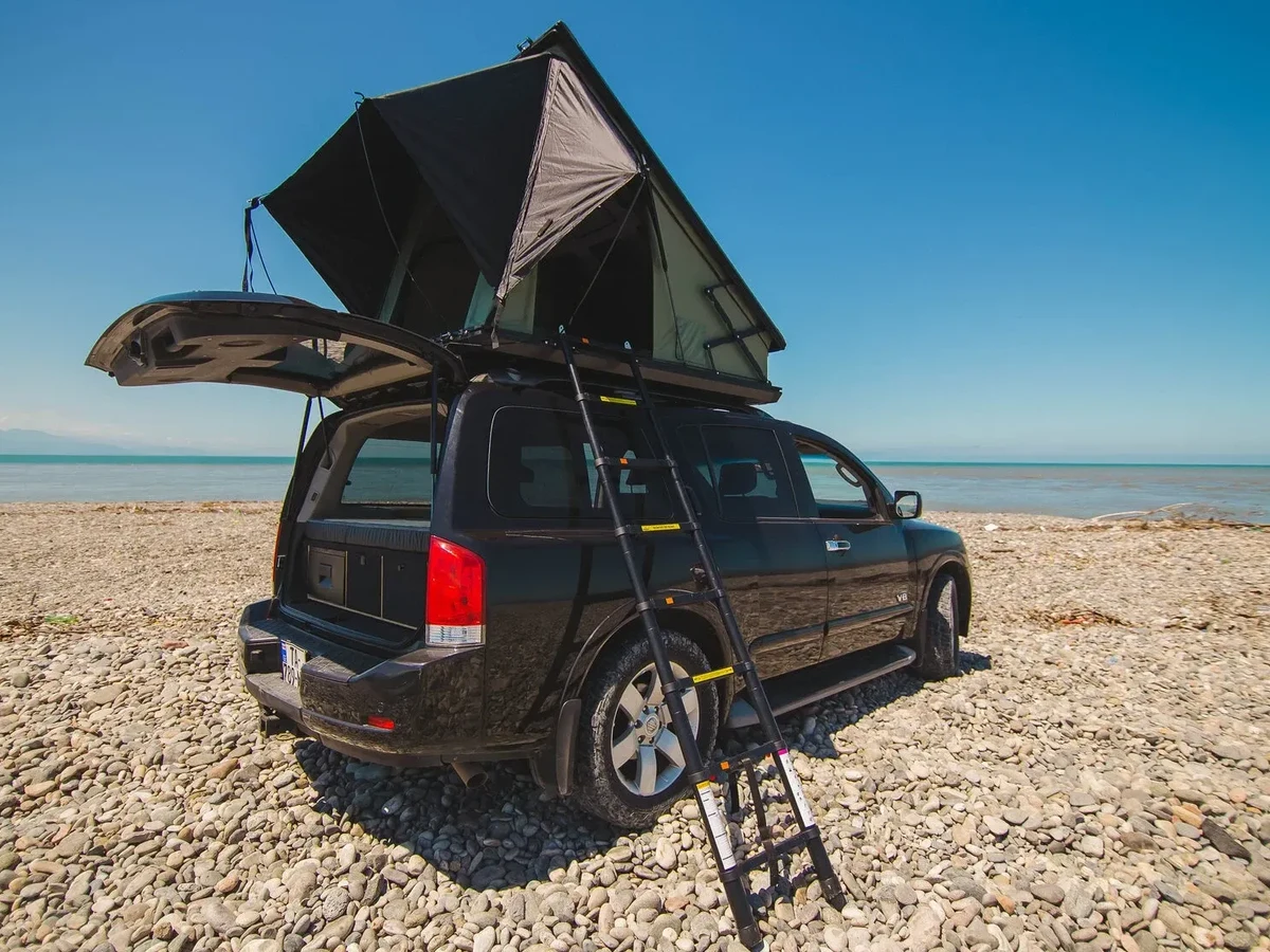 NISSAN Armada 6