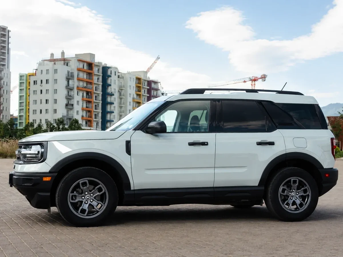FORD Bronco 4