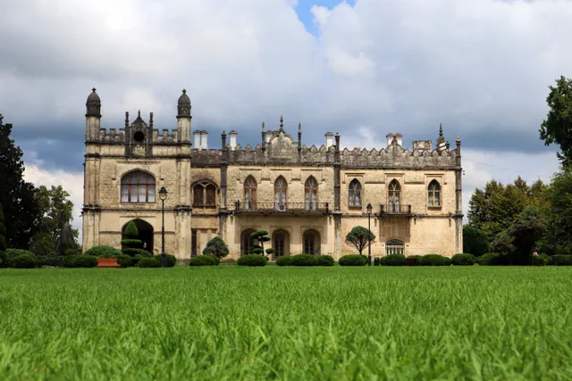 Dadiani Palace Zugdidi: Museum, History & Travel Guide