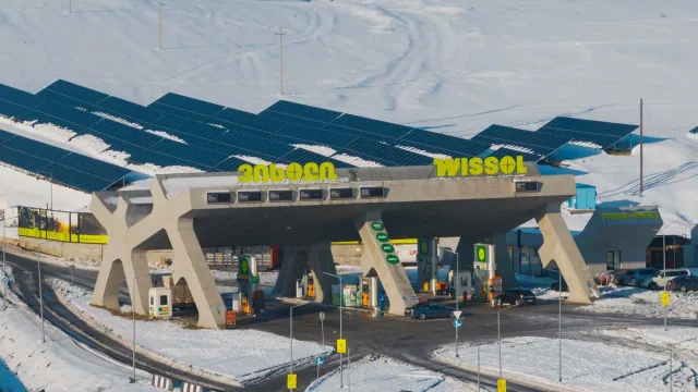 Gas Stations in Georgia: Prices, Tips & How It Works