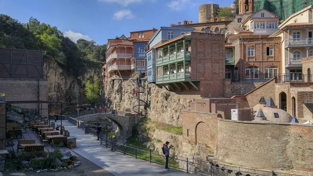 Balconies above the Leghvtakhevi gorge in the sulfur baths quarter