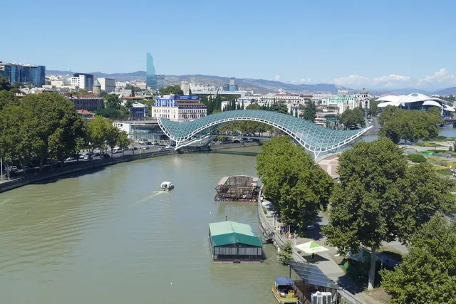 The Bridge of Peace and Rike Park on the bank of the Kura