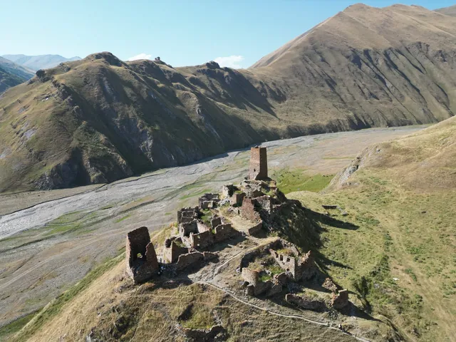 Zakagori fortress from above โ end of the Truso Valley route